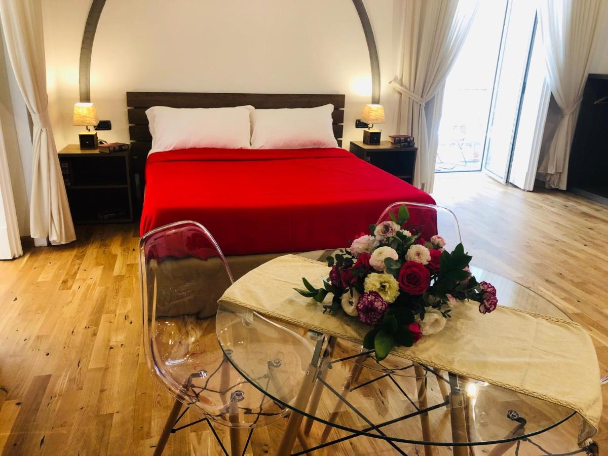 Domus Studio 25 Bed & Breakfast Неаполь Екстер'єр фото